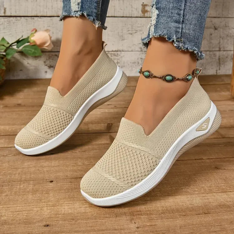 Velora - Orthopedic Slip-On Sneakers
