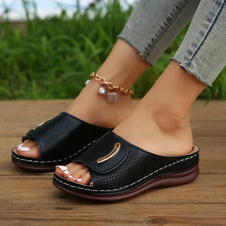 Joanna – Classic Urban Sandals