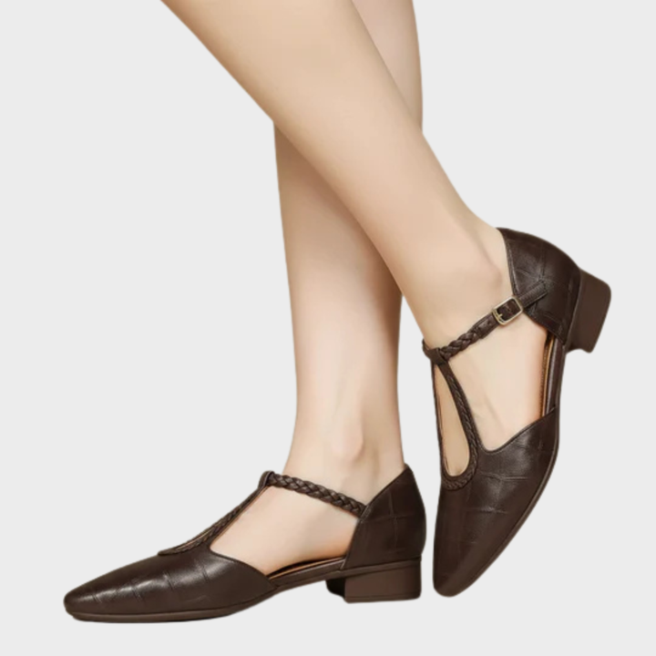 Helene - Vintage Charm Sandals