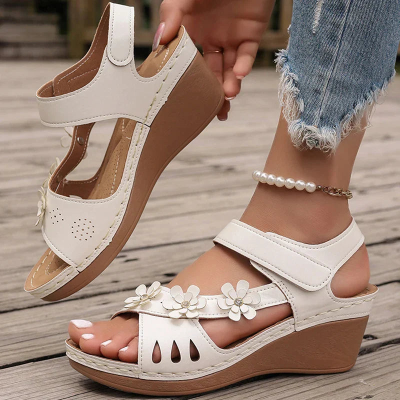 London – Elegant Blossom Wedges