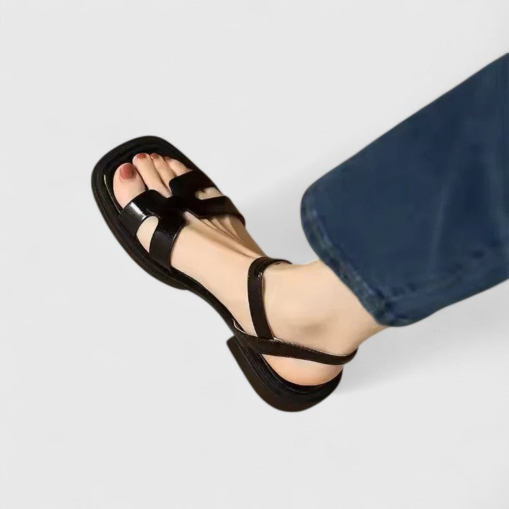 Vera - Sophisticated Flat Sandals