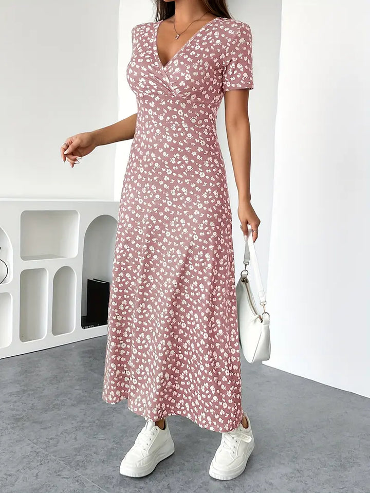 Melanie - Flattering V-Neck Floral Midi Dress