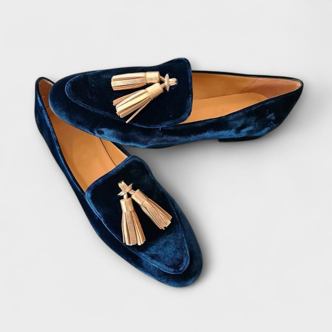 Mel – Vintage-inspired loafers with tassels